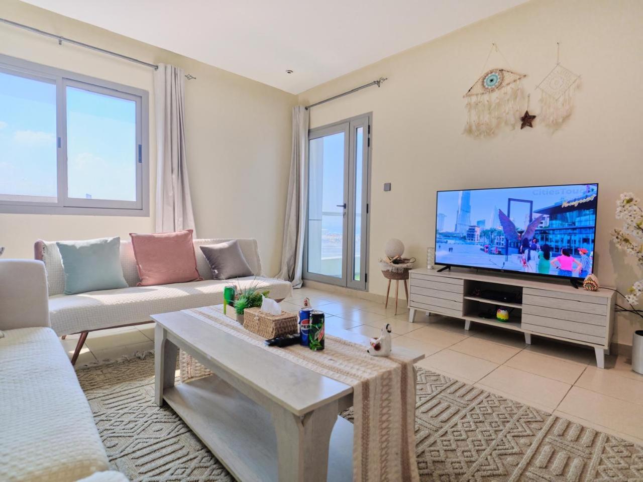 Apartamento Wonderful 1Bd With Full Marina View Dubái Exterior foto