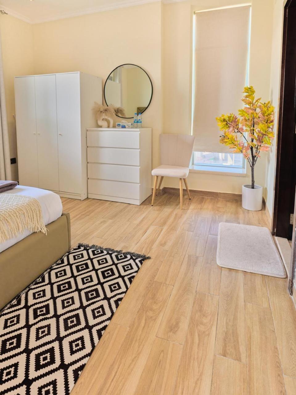 Apartamento Wonderful 1Bd With Full Marina View Dubái Exterior foto