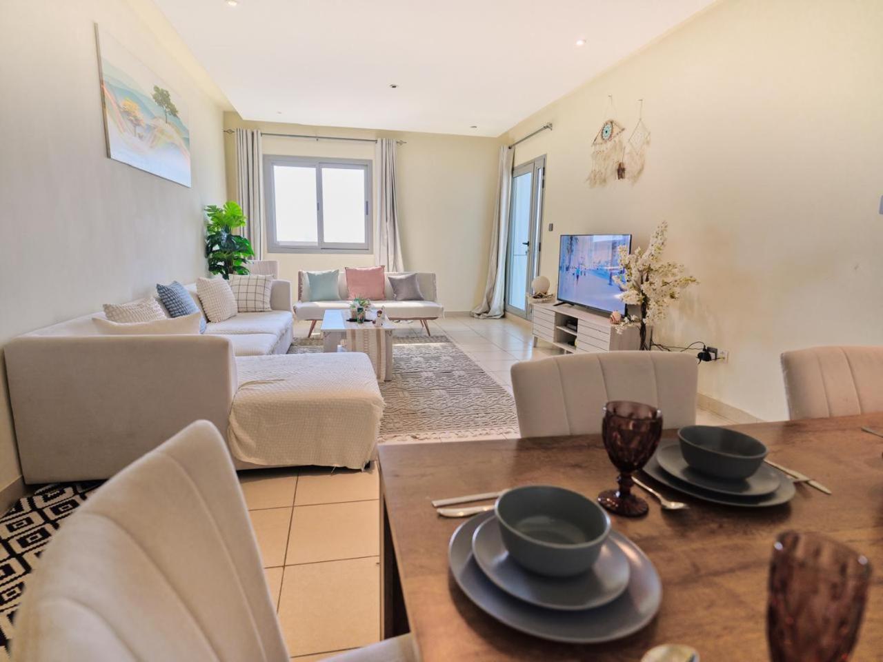 Apartamento Wonderful 1Bd With Full Marina View Dubái Exterior foto